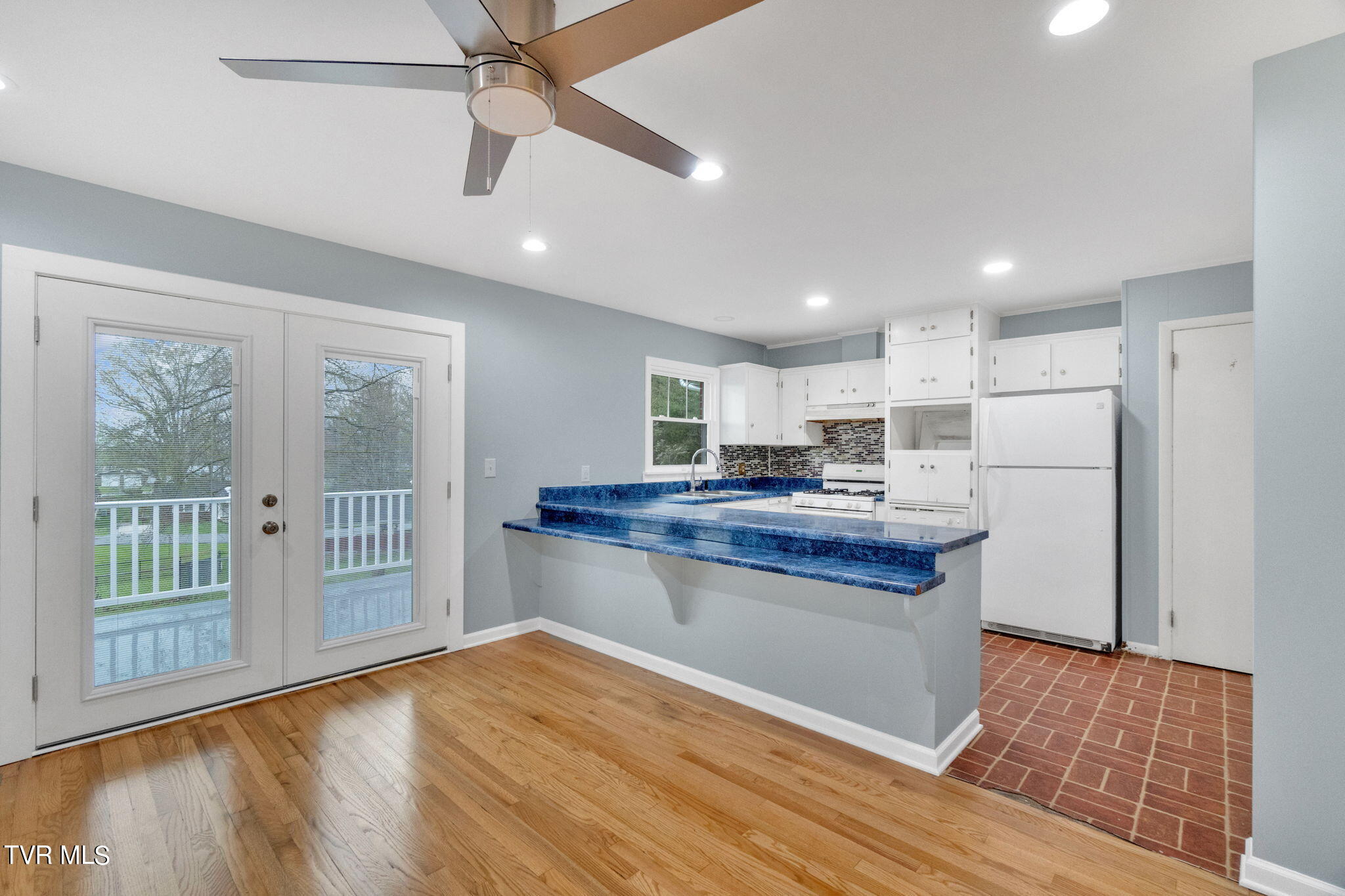 204 Dogwood Drive, Greeneville, Tennessee image 4