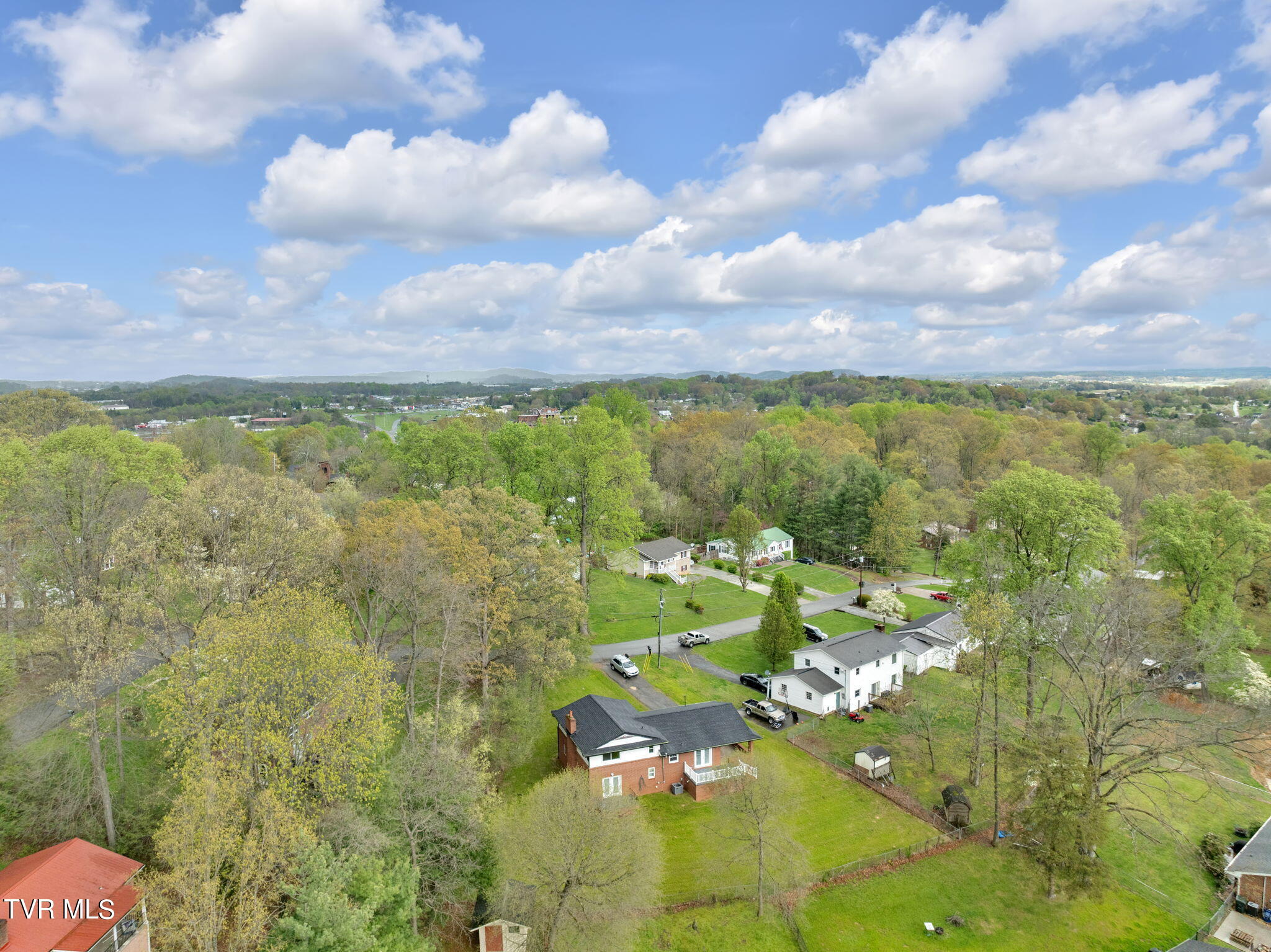 204 Dogwood Drive, Greeneville, Tennessee image 37