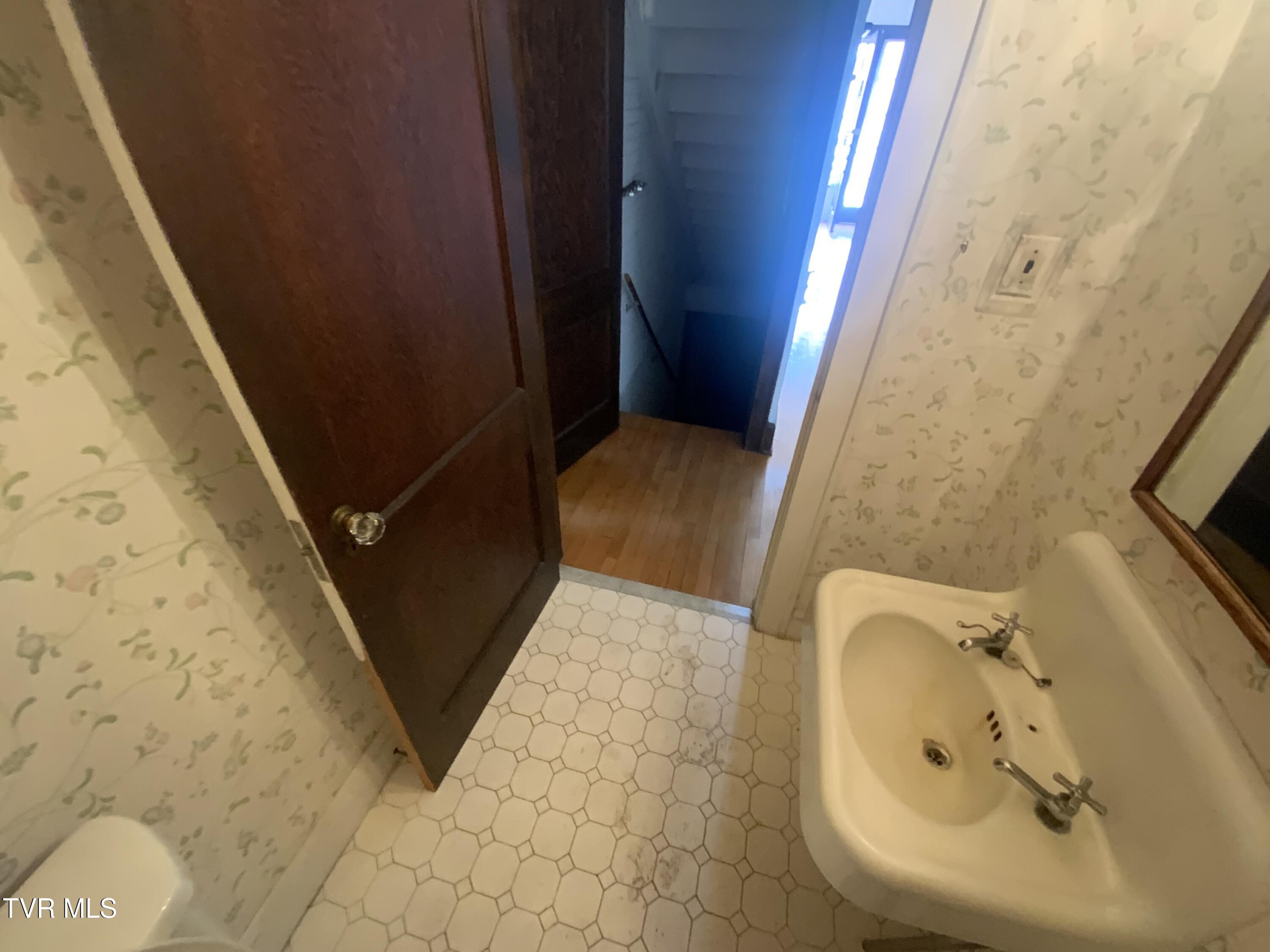 1001 Prospect Avenue, Bristol, Virginia image 30