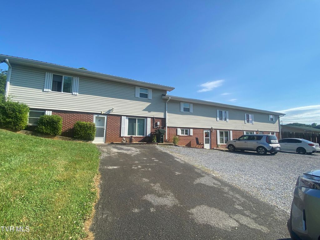 Photo of 160 Kathy Avenue #10, Greeneville, TN 37743 (MLS # 9995537)