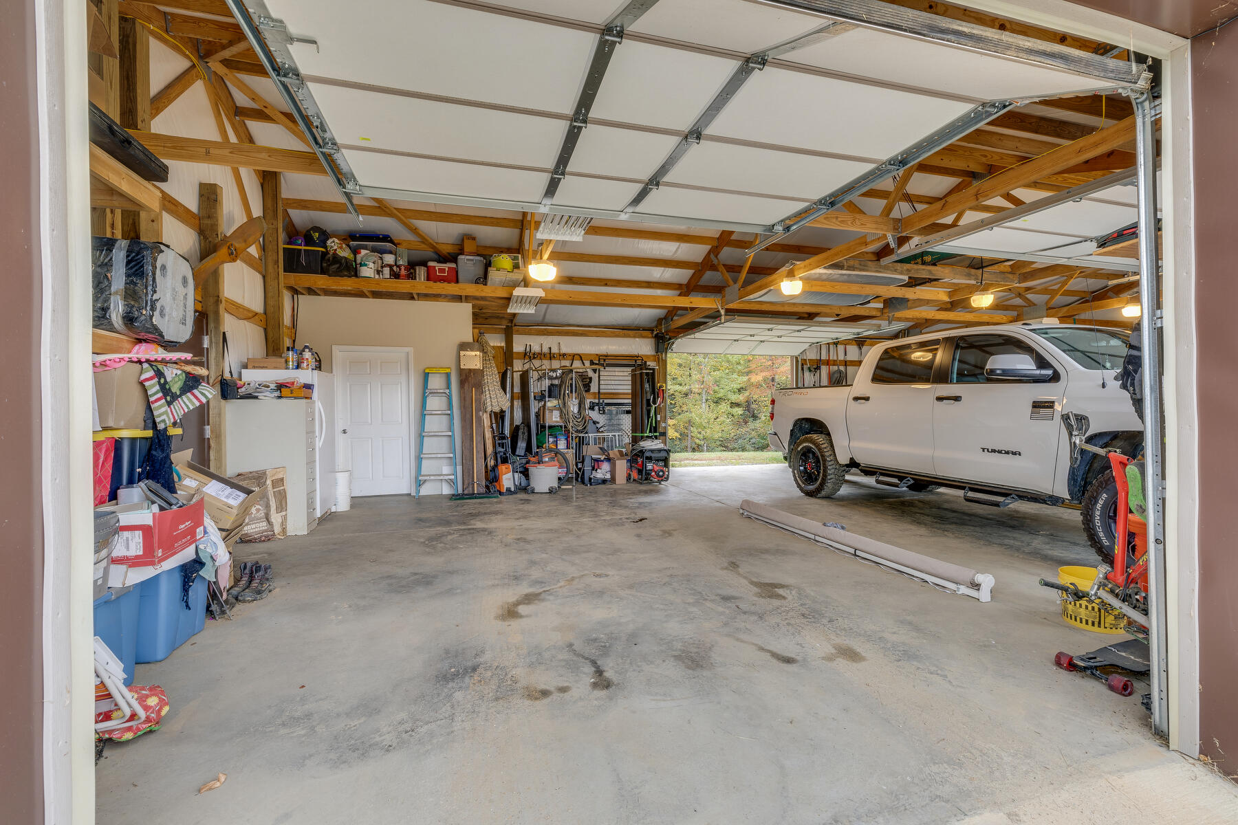 292 Old Railroad Grade Road, Roan Mountain, Tennessee image 32