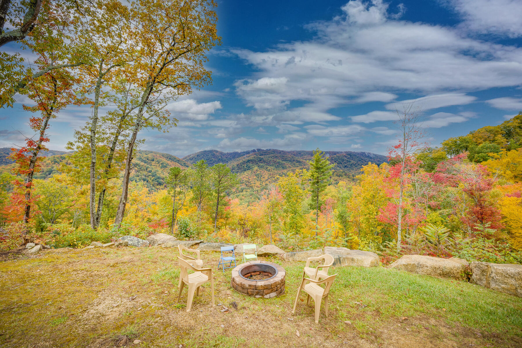 292 Old Railroad Grade Road, Roan Mountain, Tennessee image 37