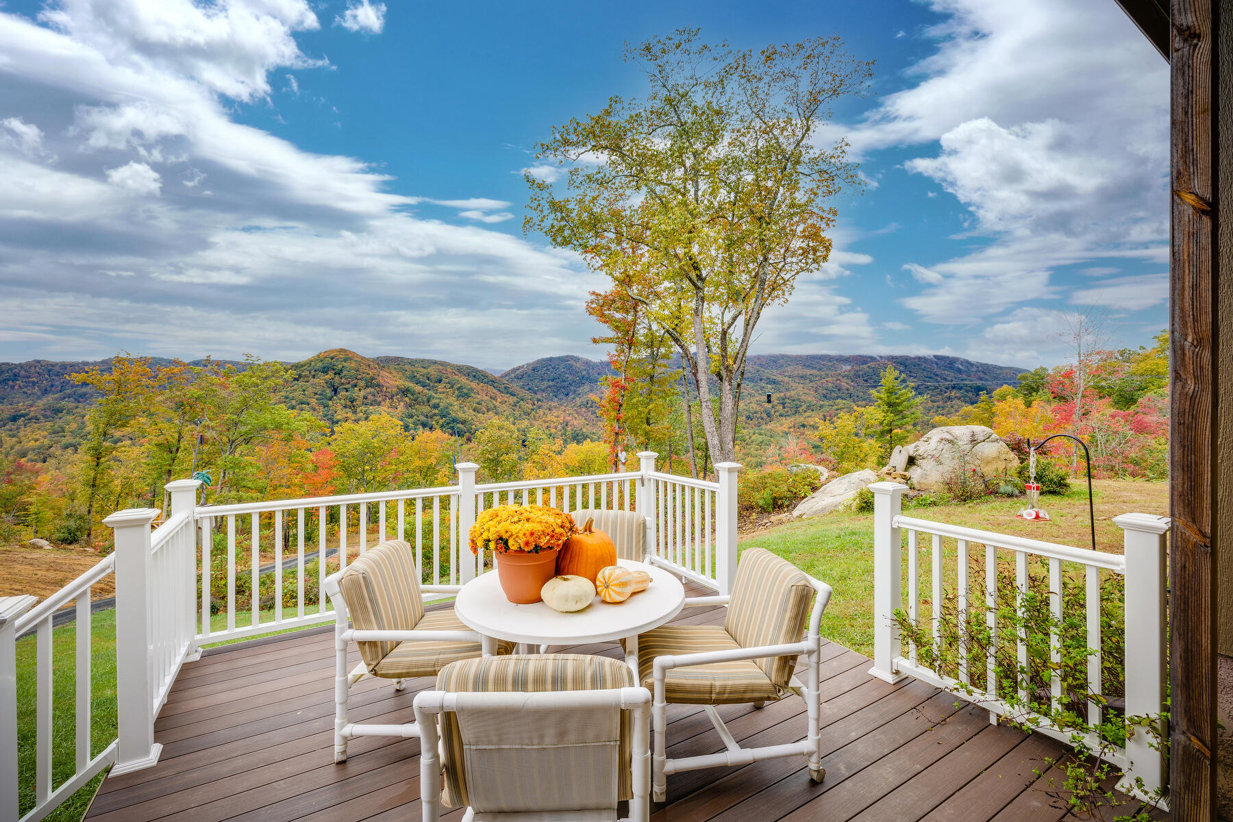 292 Old Railroad Grade Road, Roan Mountain, Tennessee image 35
