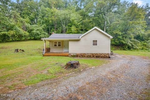 Homes For Sale - 1300 Saratoga Road<br/> Kingsport, TN 37660