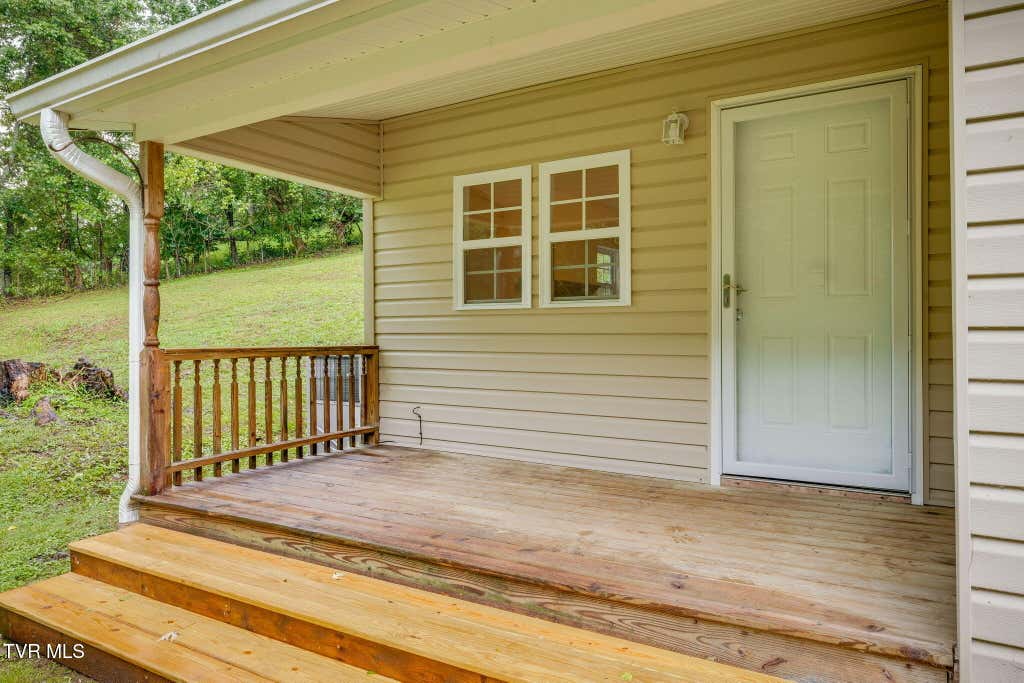Photo of 1300 Saratoga Road, Kingsport, TN 37660 (MLS # 9999425)