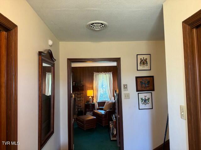 19494 Oakwood Drive, Abingdon, Virginia image 2