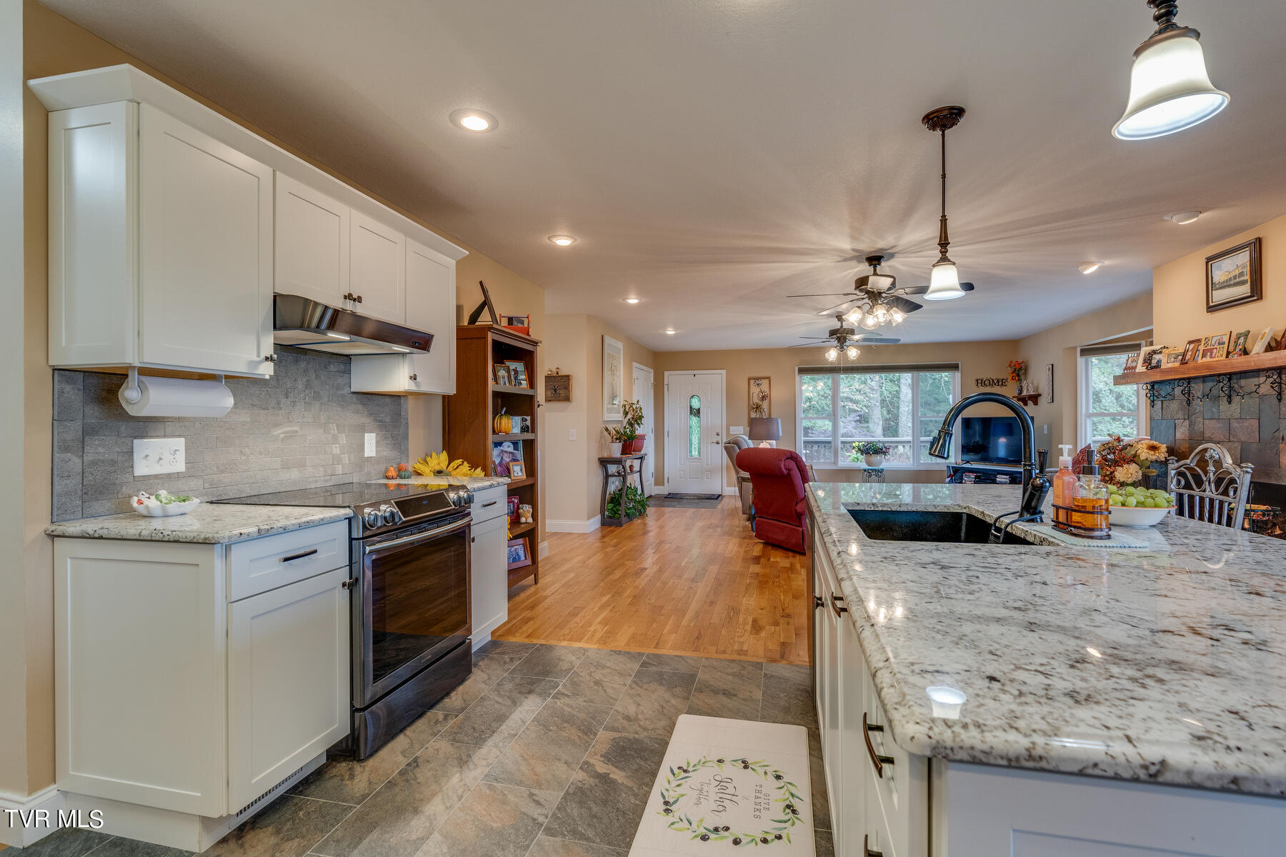 146 Rock House Road, Jonesborough, Tennessee image 15