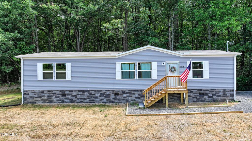 Photo of 6695 Allens Bridge Road, Greeneville, TN 37743 (MLS # 9998677)