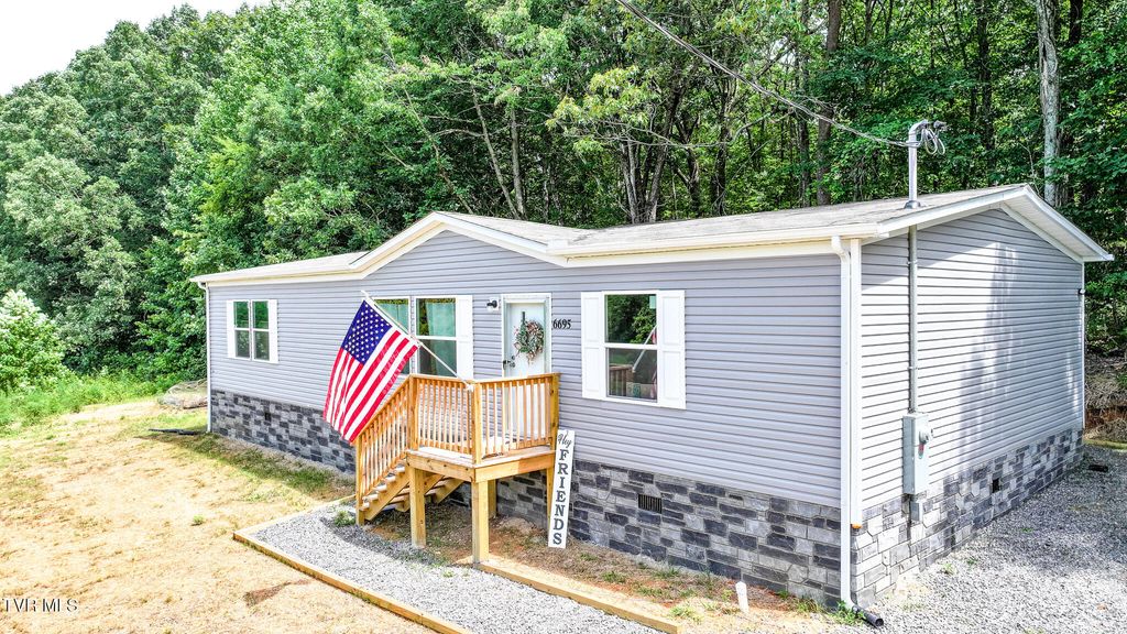 Photo of 6695 Allens Bridge Road, Greeneville, TN 37743 (MLS # 9998677)