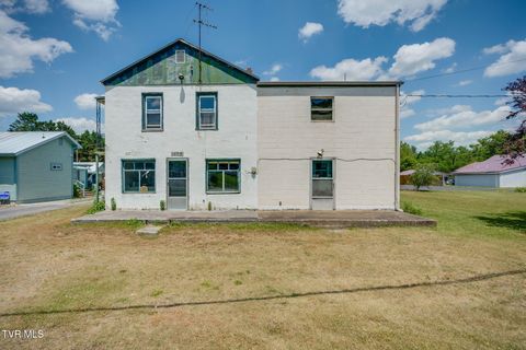 Photo of 1397 Broad Street, Elizabethton, TN 37643 (MLS # 9995804)