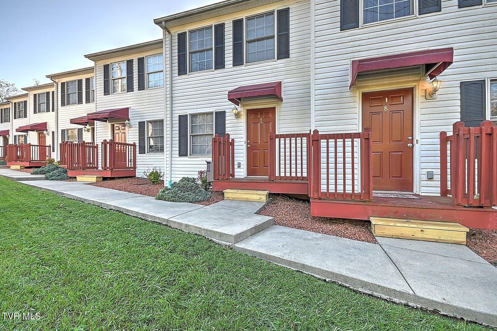 Photo of 801 Magnolia Extension #6, Johnson City, TN 37604 (MLS # 9995026)