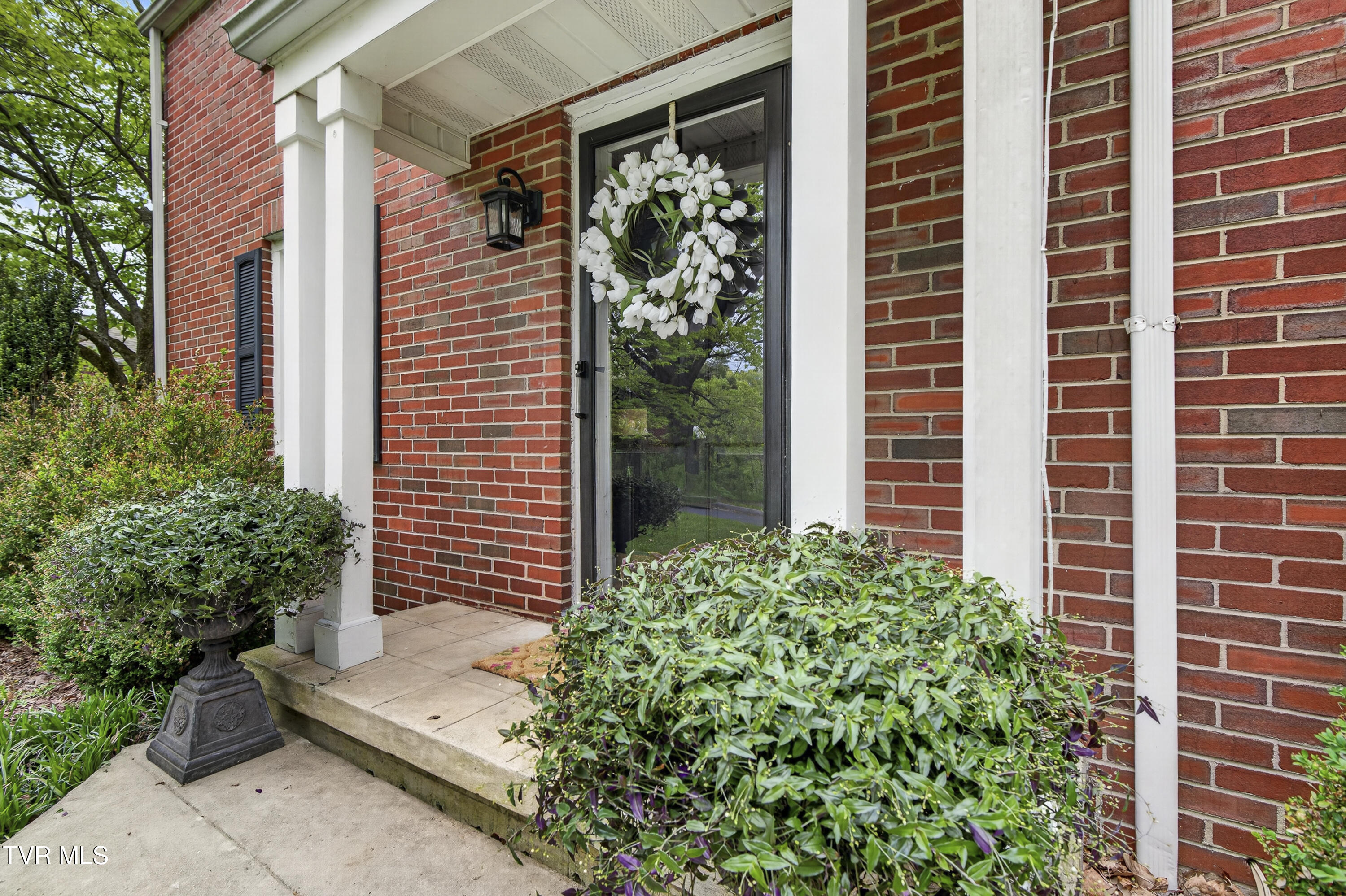 346 North Street