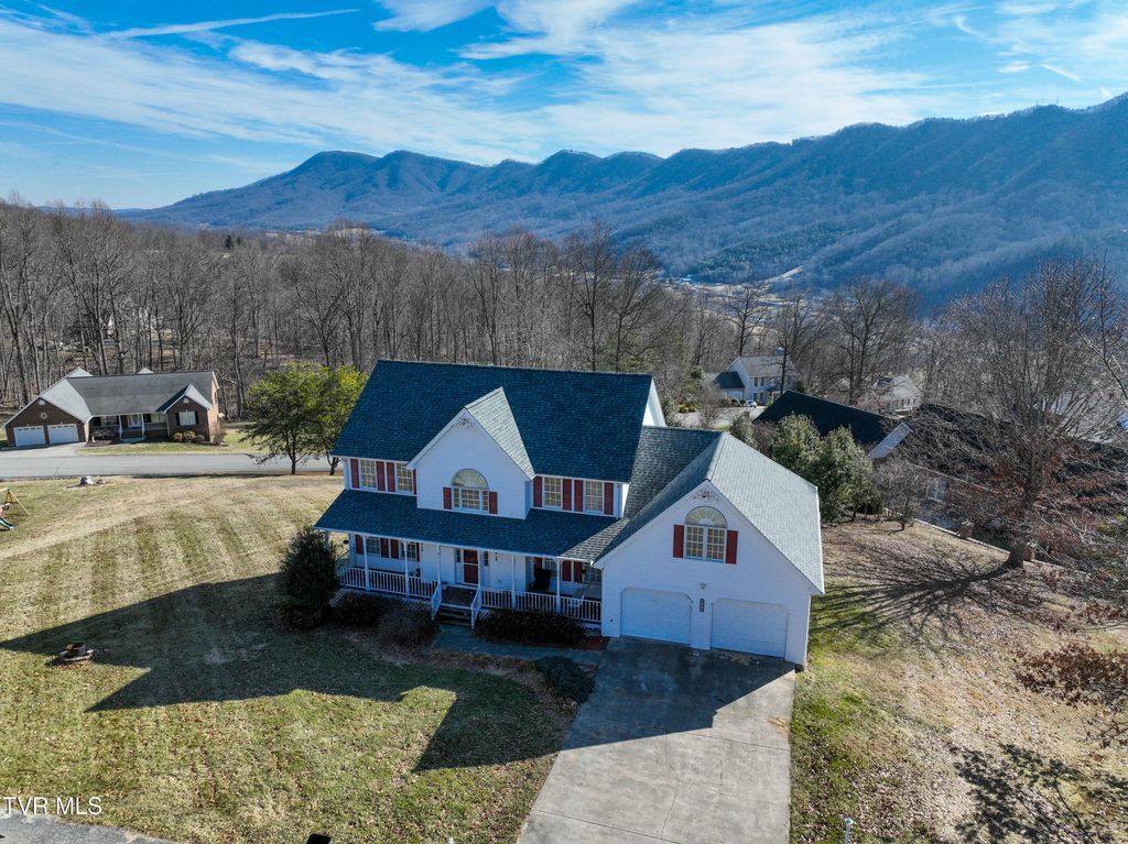 Photo of 945 Moccasin Hills Drive, Gate City, VA 24251 (MLS # 9991274)