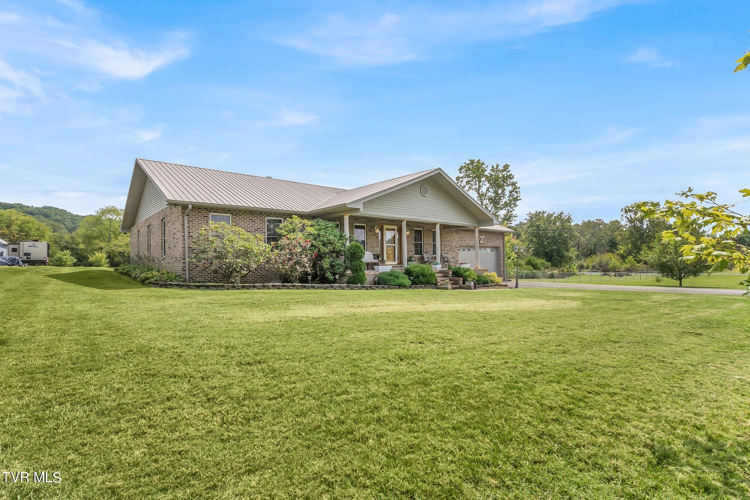 1836 Stone Dam Road, Chuckey, Tennessee image 3