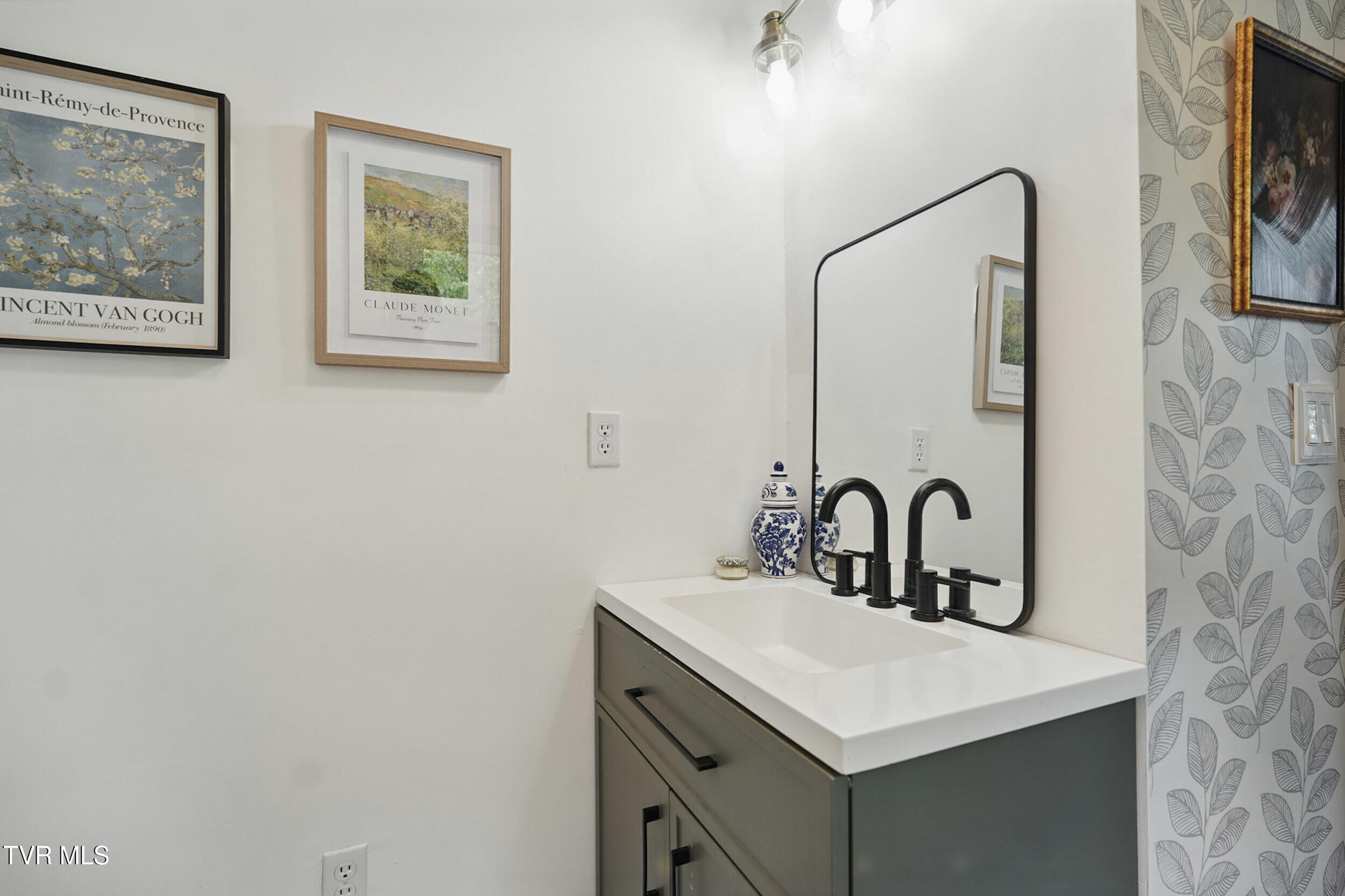 16050 Industrial Park Road, Bristol, Virginia image 33