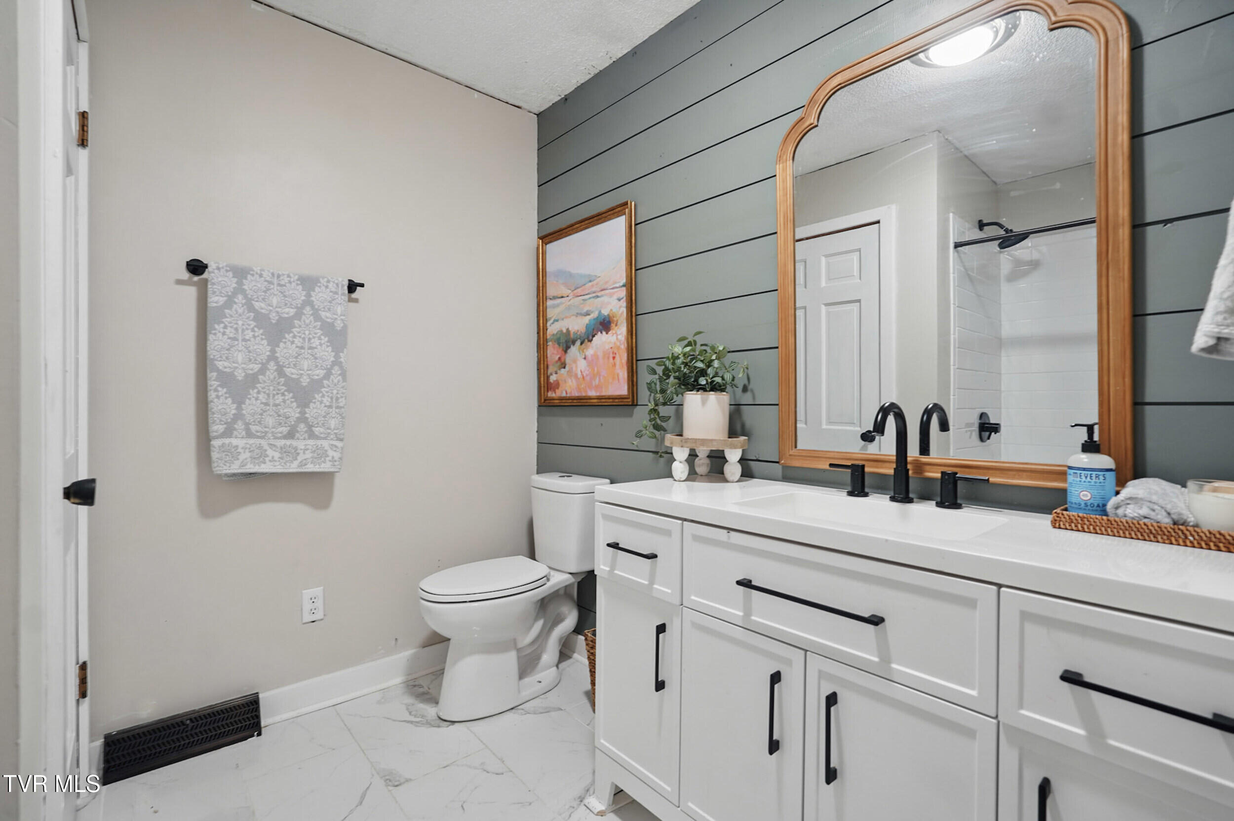 16050 Industrial Park Road, Bristol, Virginia image 25
