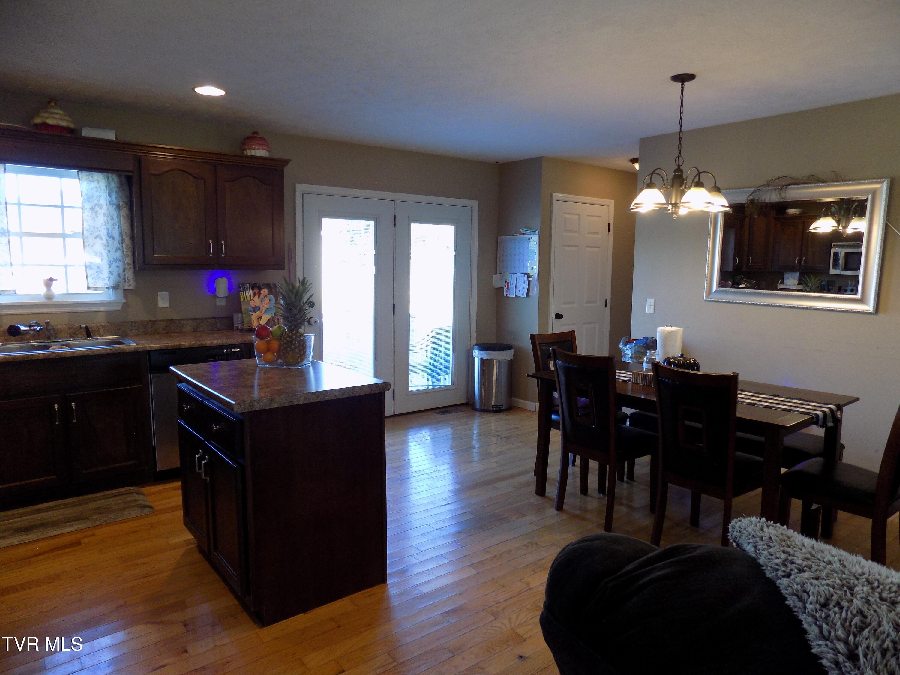 318 Oak Trail, Rogersville, Tennessee image 10