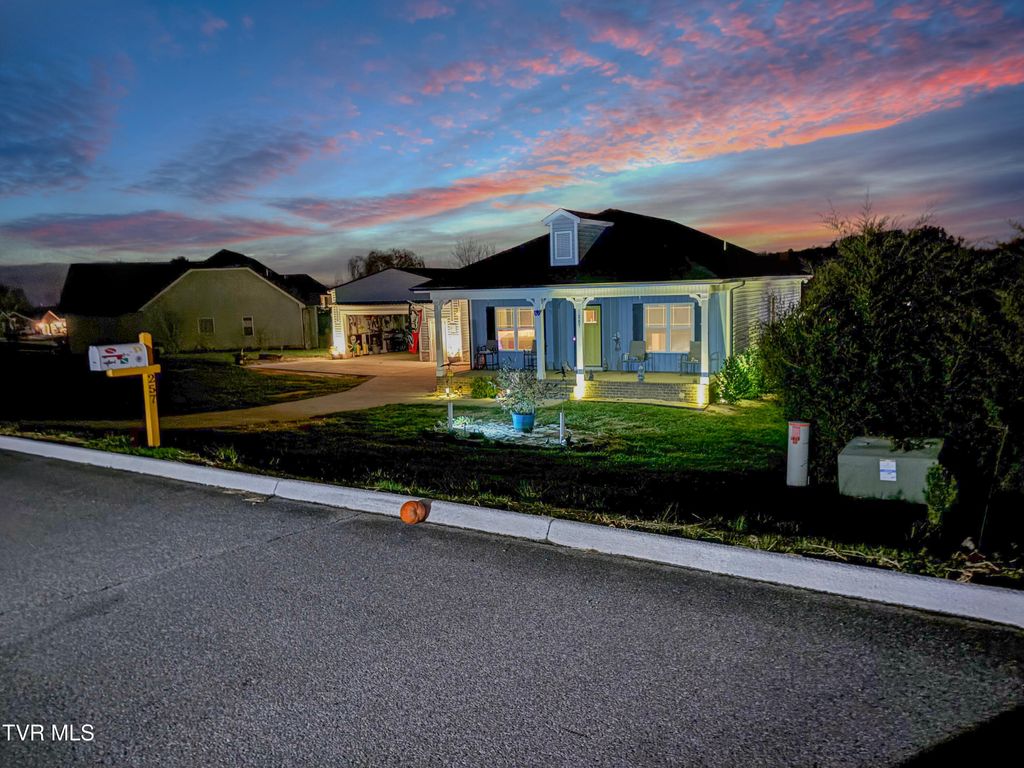 Photo of 257 Lake View Estates Drive, Bristol, TN 37620 (MLS # 9988782)