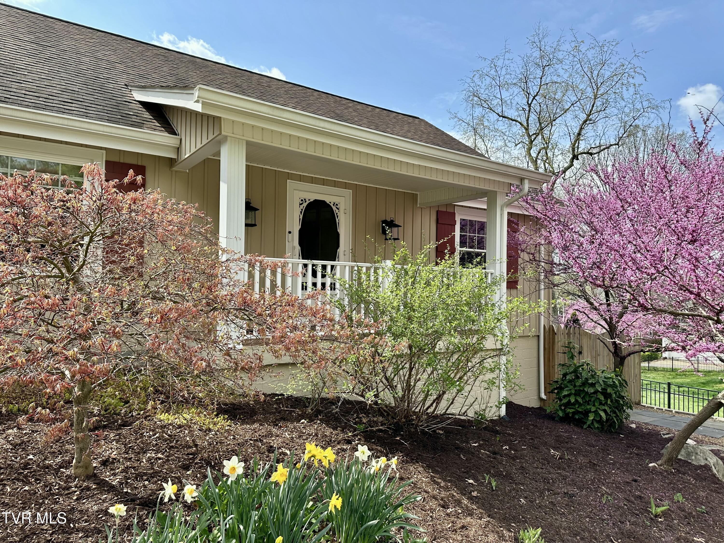 612 Arlington Avenue, Bristol, Virginia image 4