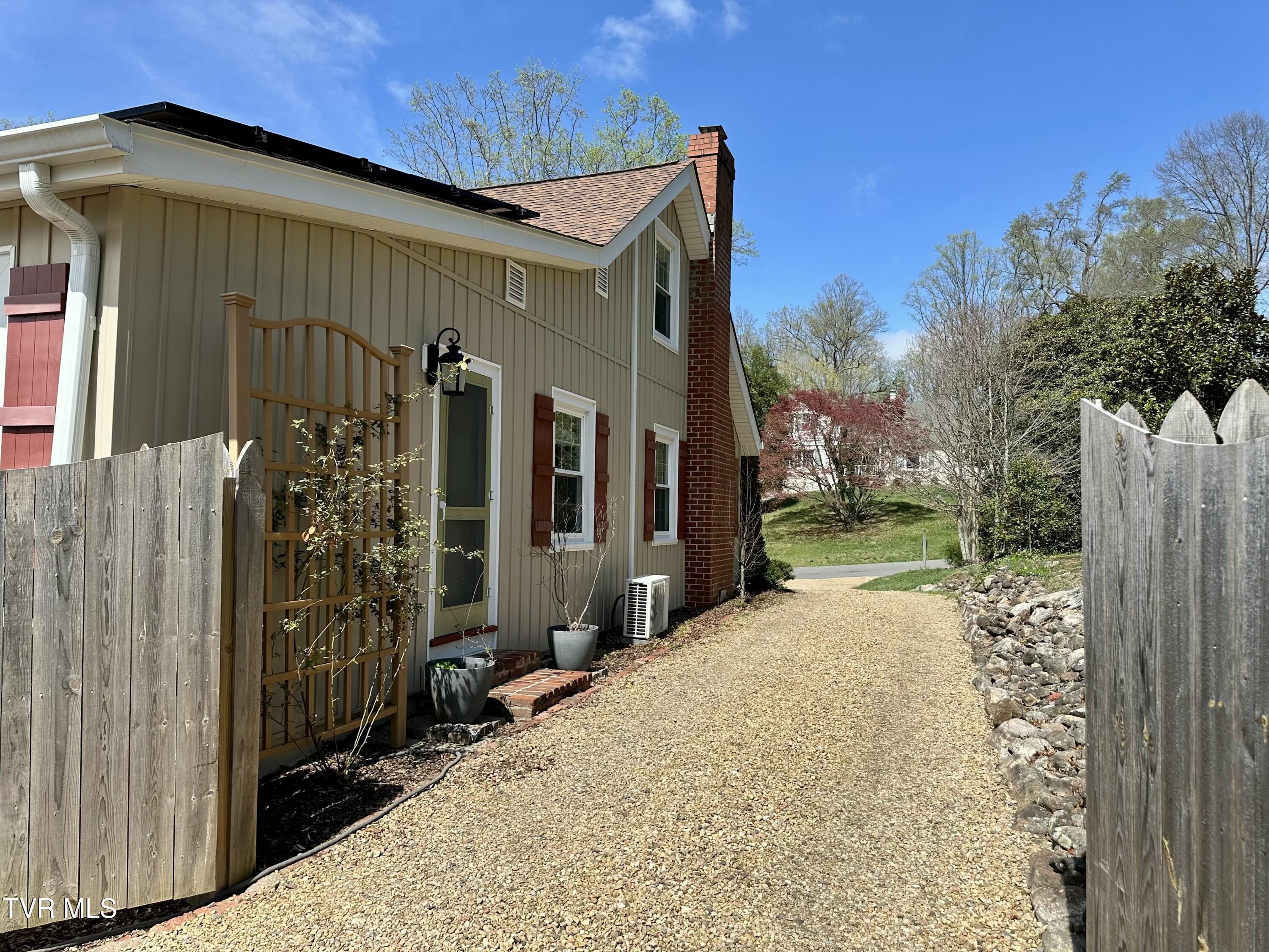 612 Arlington Avenue, Bristol, Virginia image 14