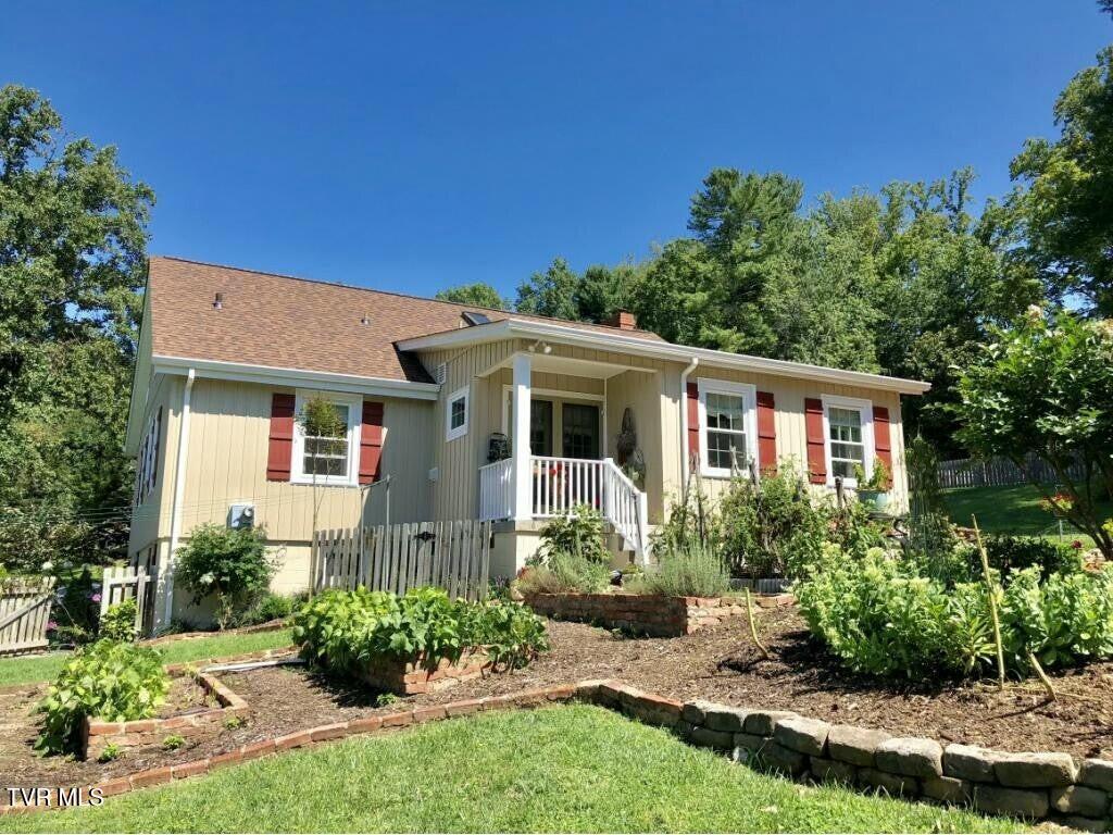 612 Arlington Avenue, Bristol, Virginia image 8