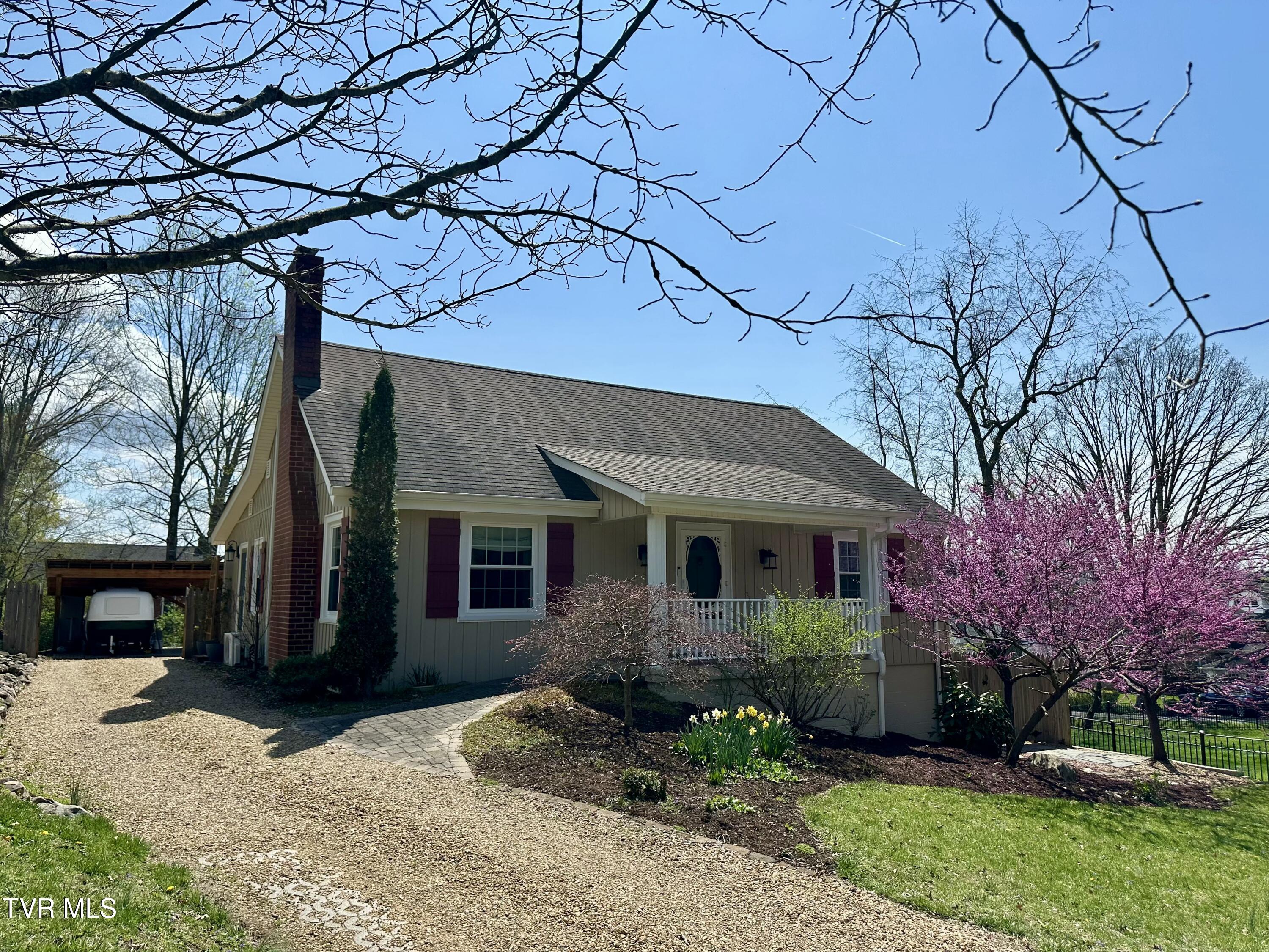 612 Arlington Avenue, Bristol, Virginia image 6