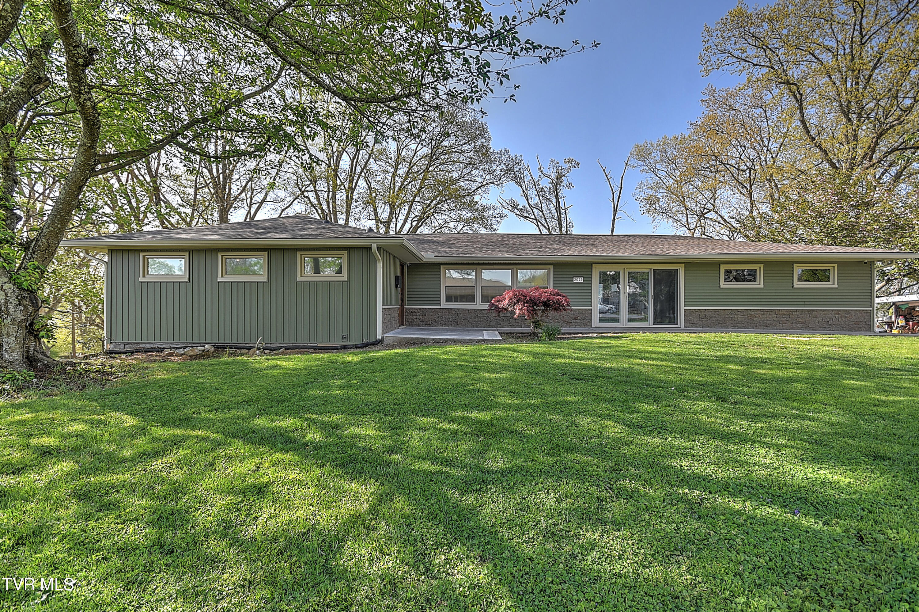 2025 Oakland Street, Kingsport, Tennessee image 1