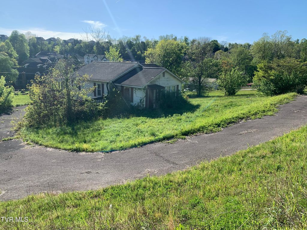 Photo of 6277 Kingsport Highway, Gray, TN 37615 (MLS # 9991345)
