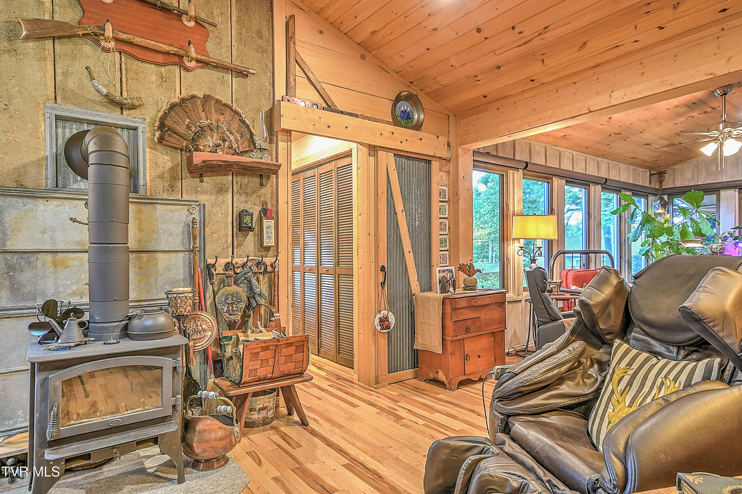 521 Baywood Drive, Piney Flats, Tennessee image 18