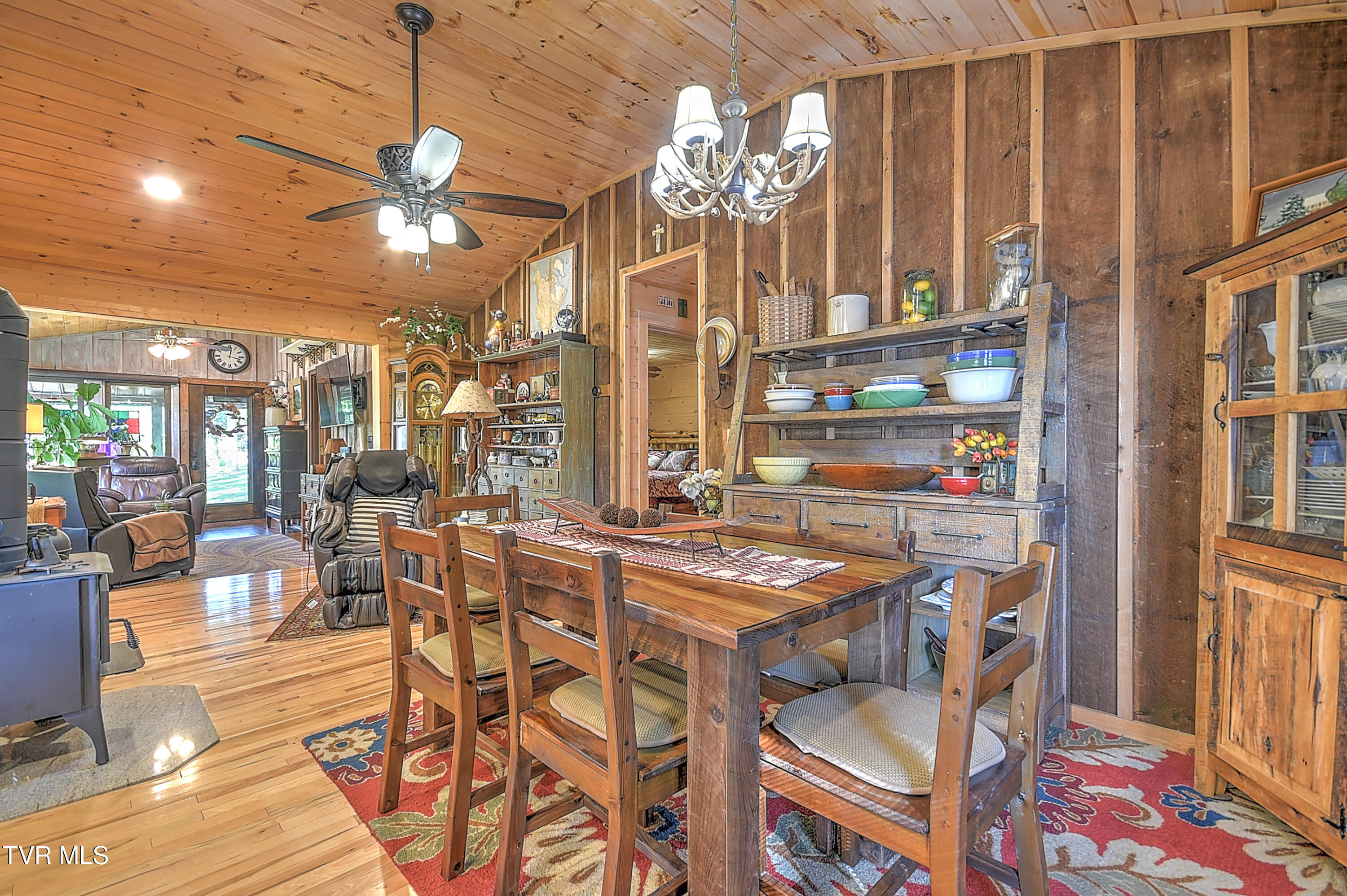521 Baywood Drive, Piney Flats, Tennessee image 14