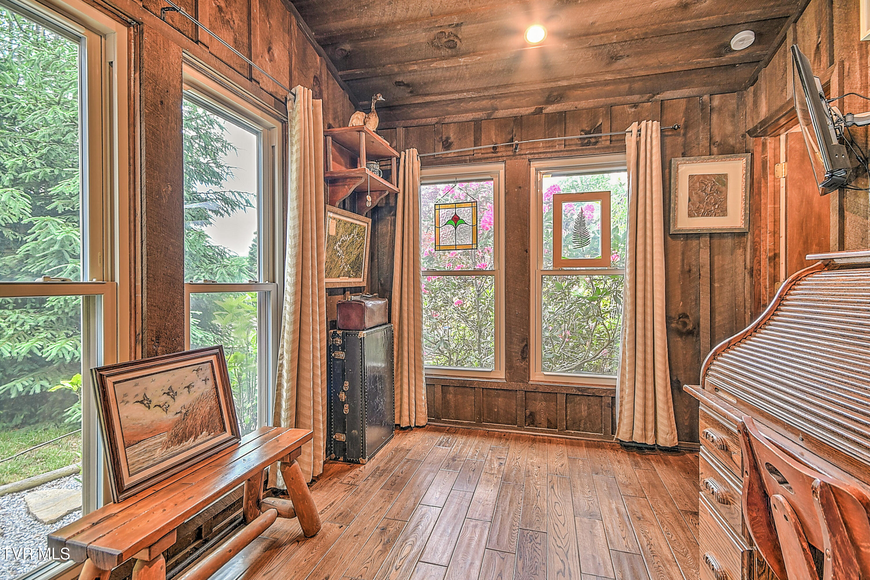 521 Baywood Drive, Piney Flats, Tennessee image 36