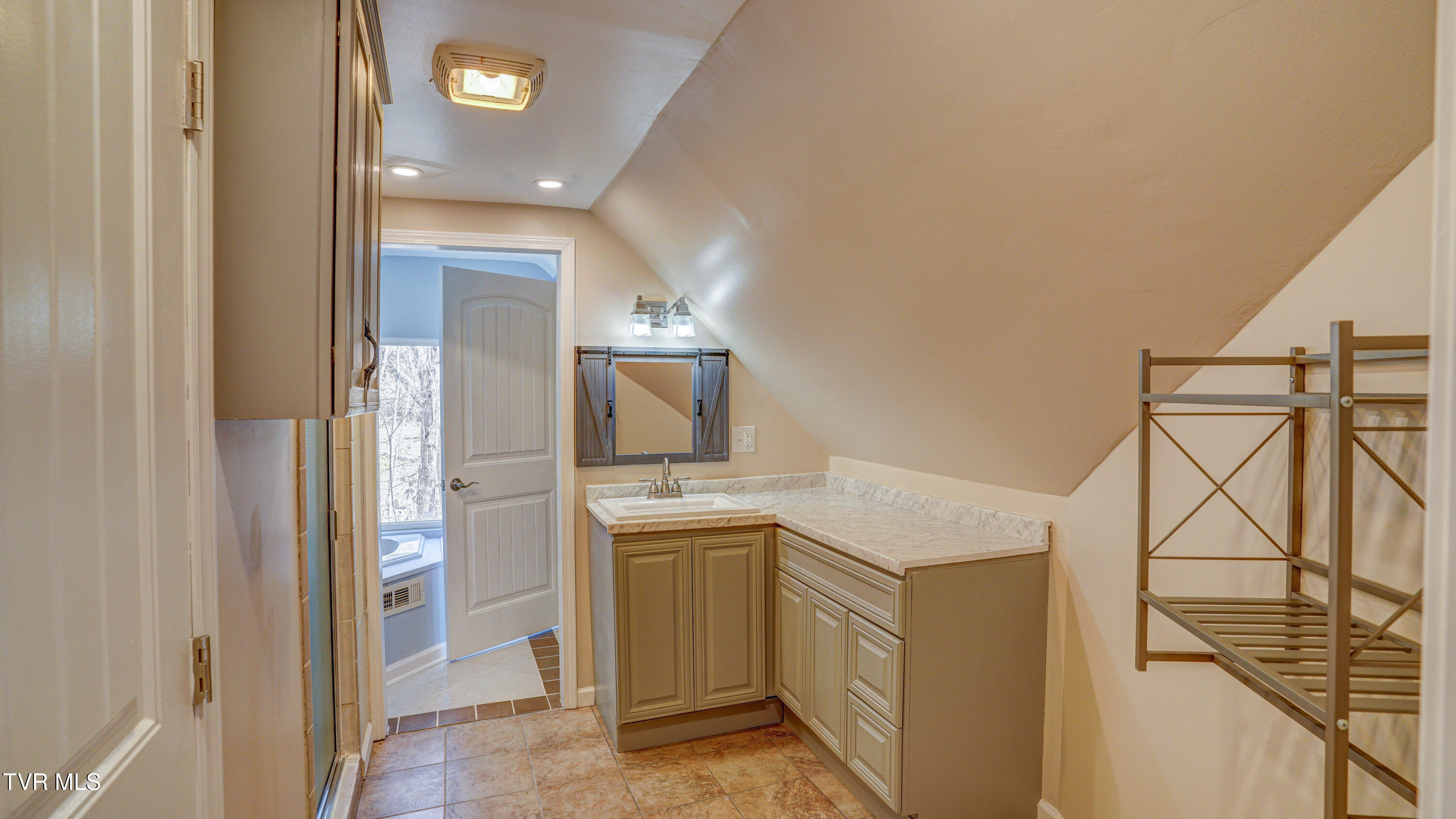 422 Lake Haven Private Drive, Piney Flats, Tennessee image 34