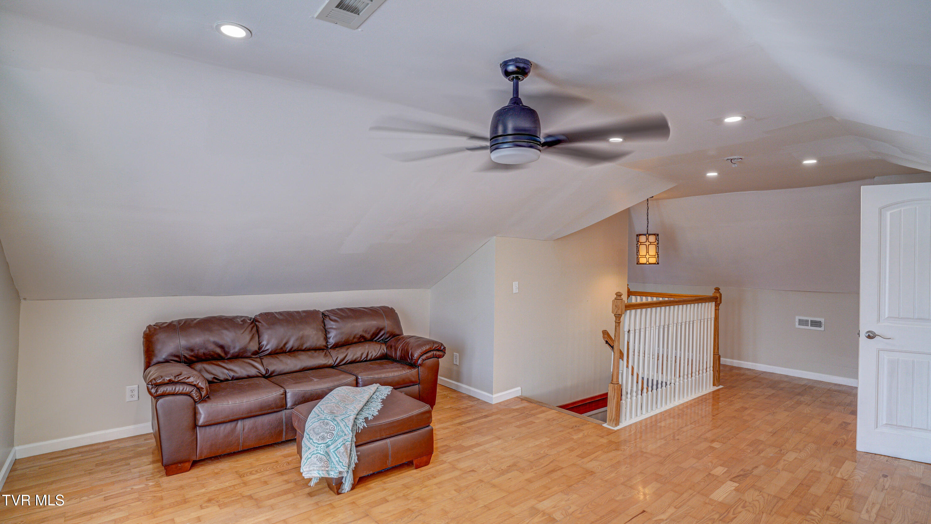 422 Lake Haven Private Drive, Piney Flats, Tennessee image 32