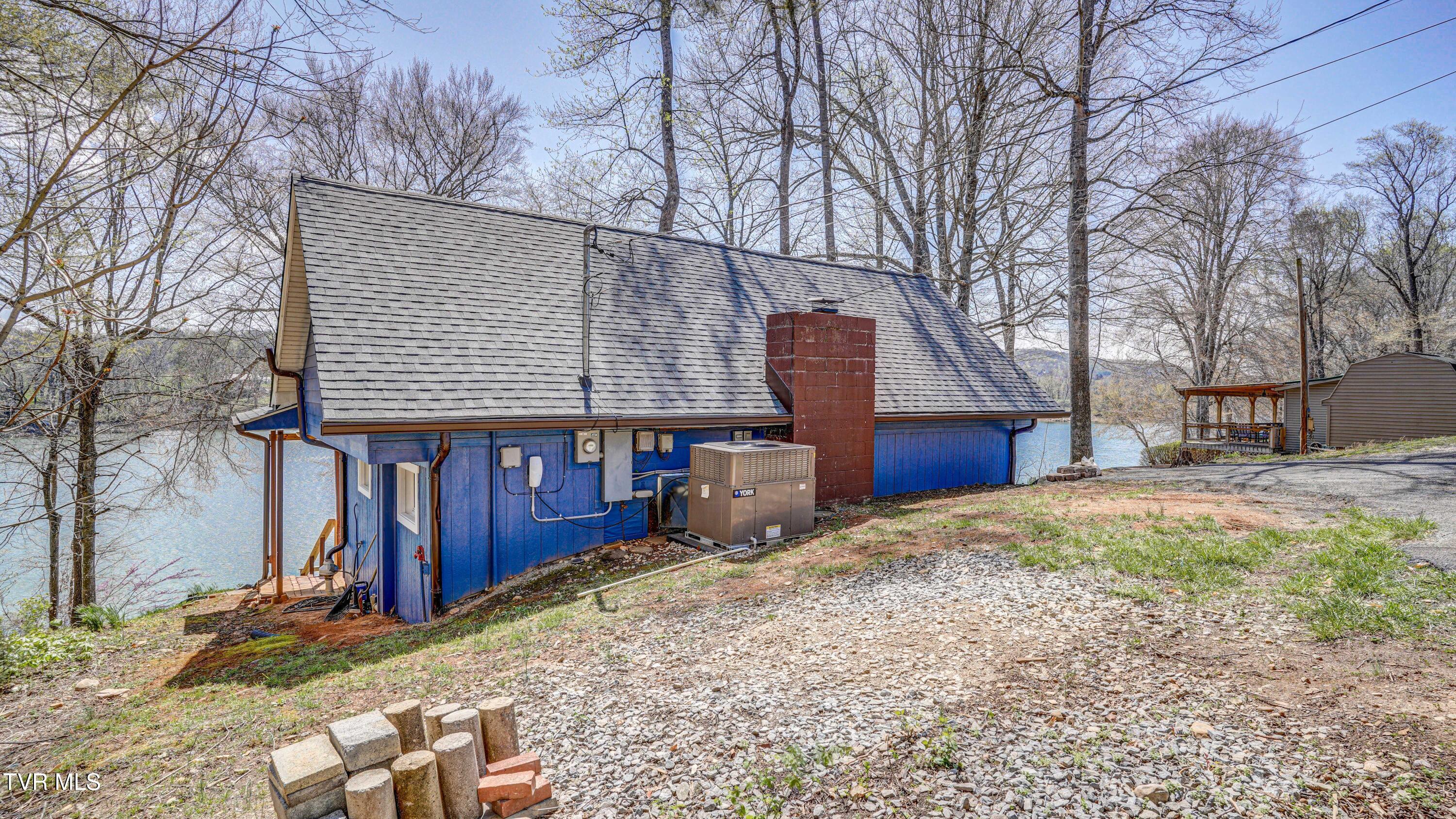 422 Lake Haven Private Drive, Piney Flats, Tennessee image 5