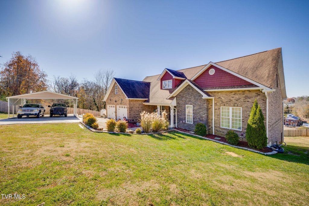 Photo of 1404 Van Oaks Drive, Kingsport, TN 37665 (MLS # 9988474)