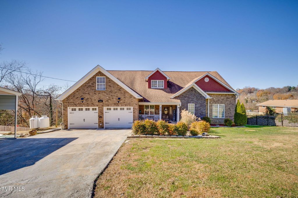 Photo of 1404 Van Oaks Drive, Kingsport, TN 37665 (MLS # 9988474)