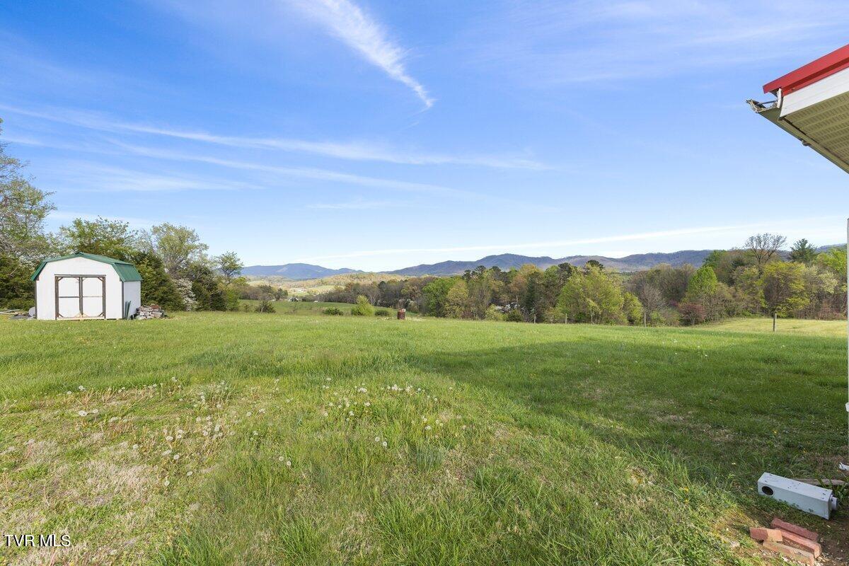 145 Moccasin Lane, Greeneville, Tennessee image 8