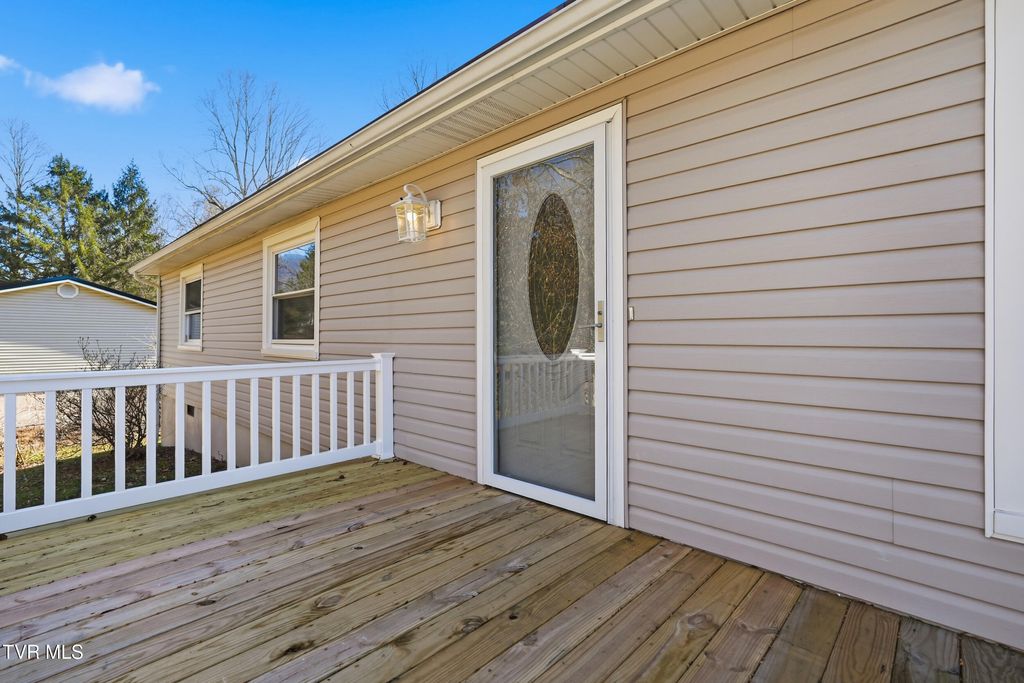Photo of 1506 Mountain View Avenue, Big Stone Gap, VA 24219 (MLS # 9991283)