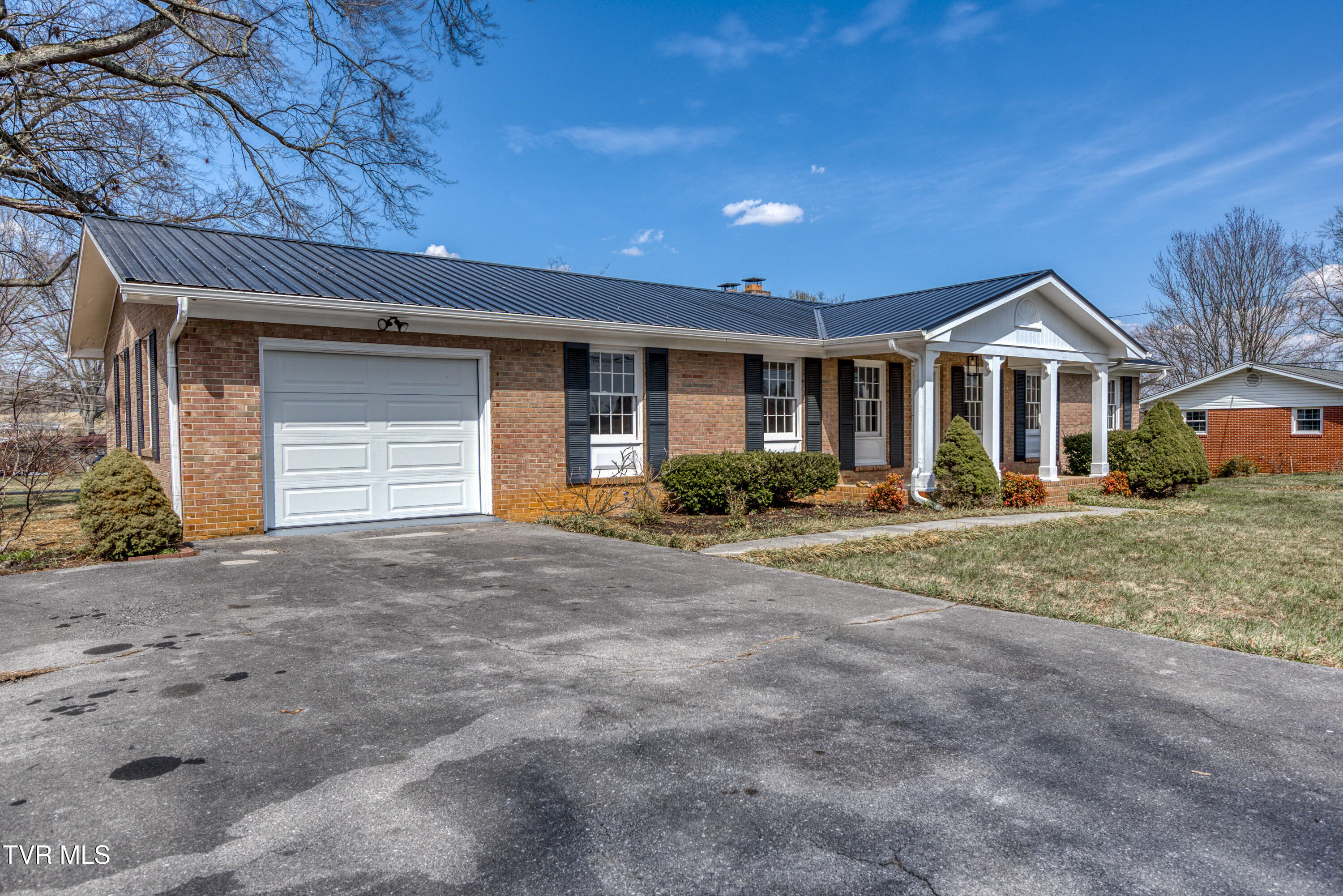 867 Wayne Avenue, Abingdon, Virginia image 3
