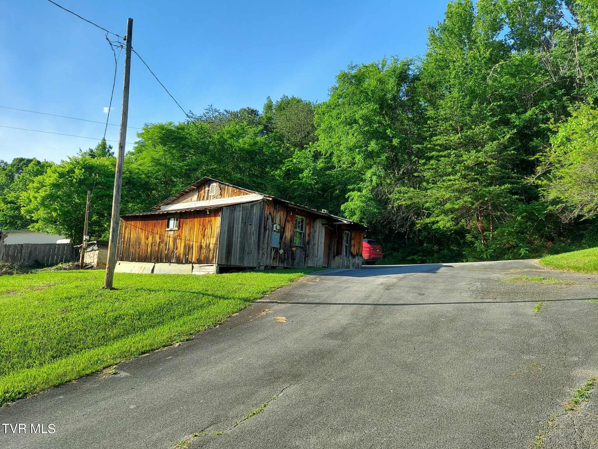 1924 Highway 25-70, Del Rio, Tennessee image 2