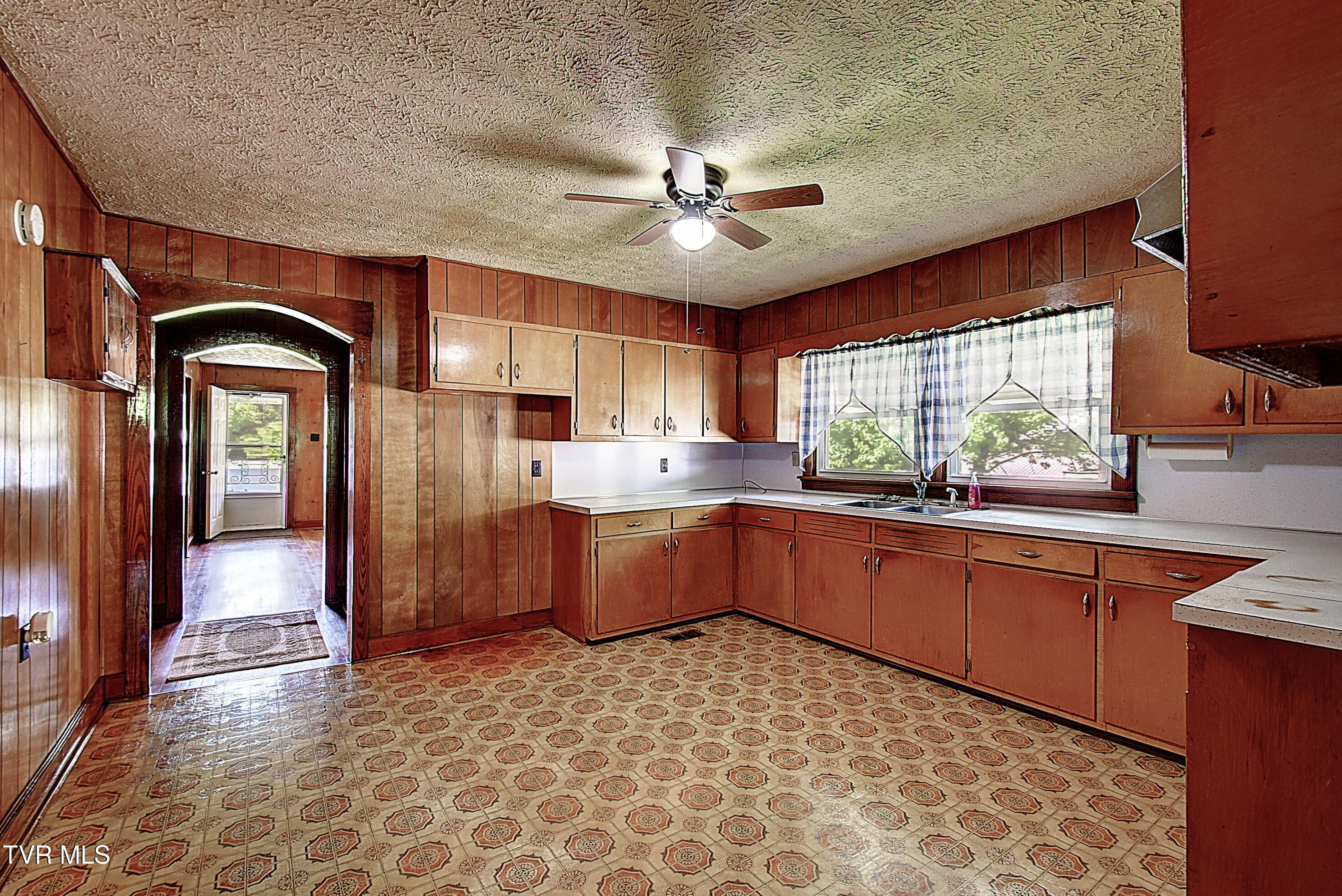 324 Donnie Crawford Road, Kingsport, Tennessee image 14