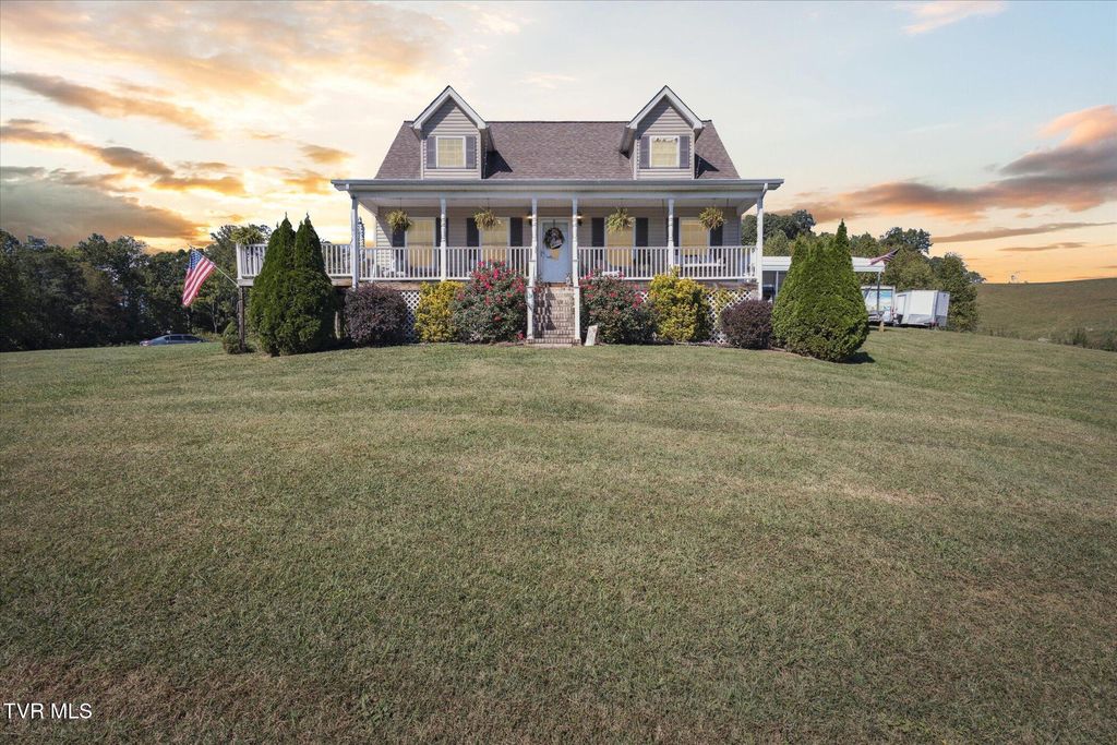 Photo of 19663 Park Ridge Drive, Abingdon, VA 24211 (MLS # 9986763)