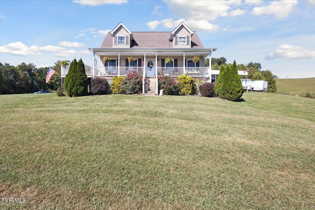 Photo of 19663 Park Ridge Drive, Abingdon, VA 24211 (MLS # 9986763)