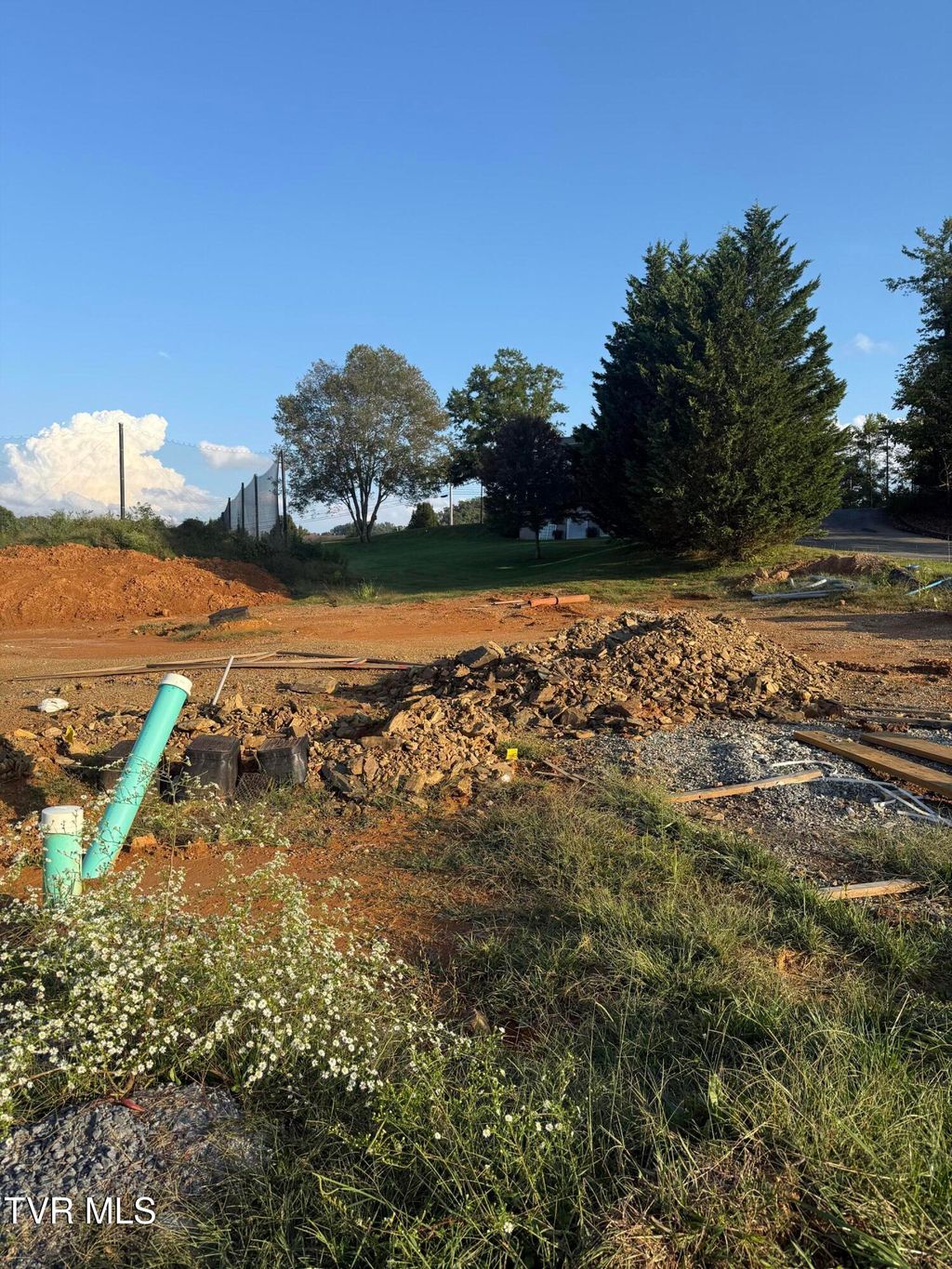 Photo of 230 Monroe Drive, Bristol, TN 37620 (MLS # 9986157)