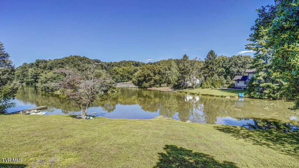 Photo of 28 Kingsbridge Street, Bristol, TN 37620 (MLS # 9985165)