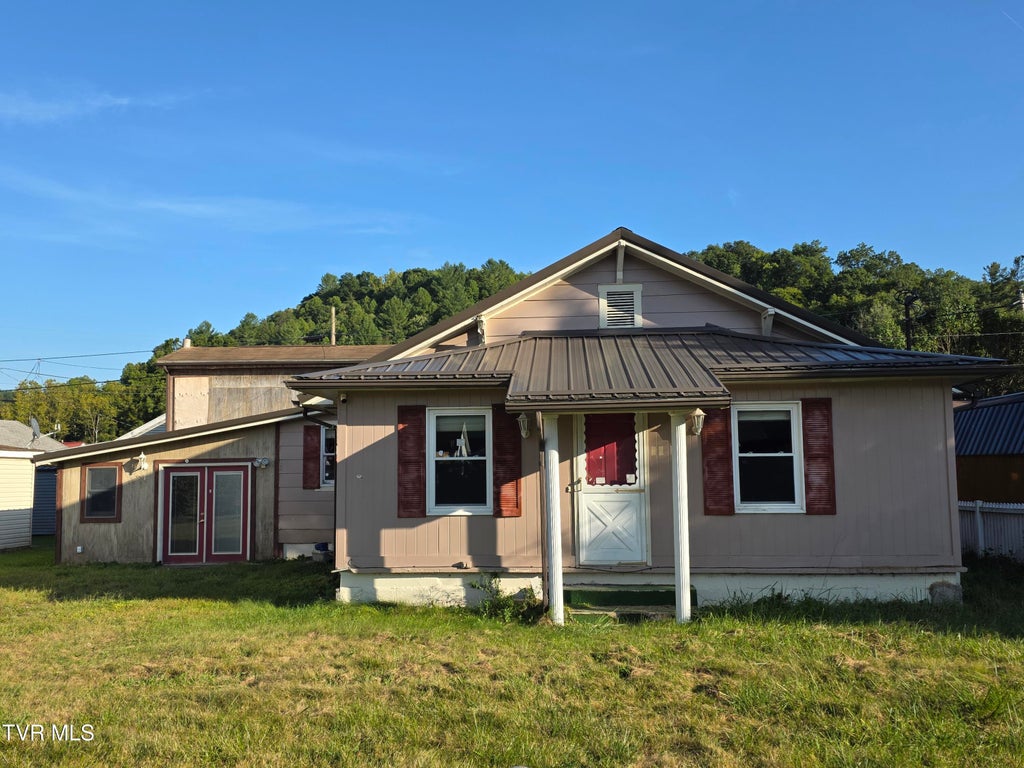 Photo of 8506 Hickory Street, Pound, VA 24279 (MLS # 10000907)
