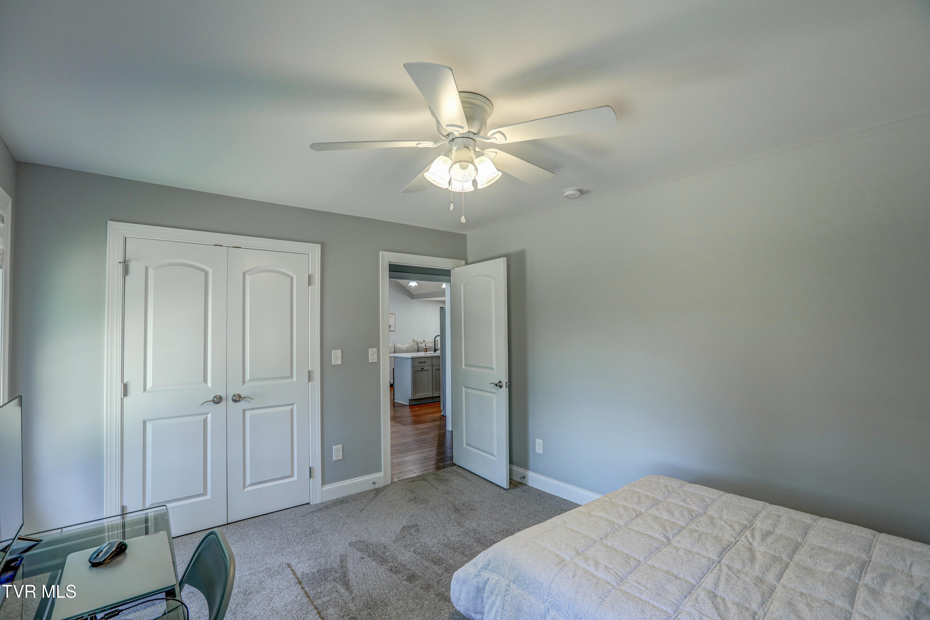 296 Allenwood Drive, Surgoinsville, Tennessee image 28