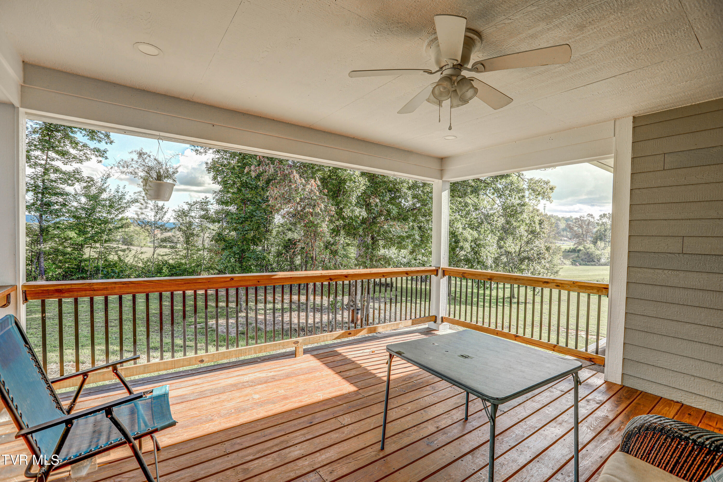 296 Allenwood Drive, Surgoinsville, Tennessee image 34