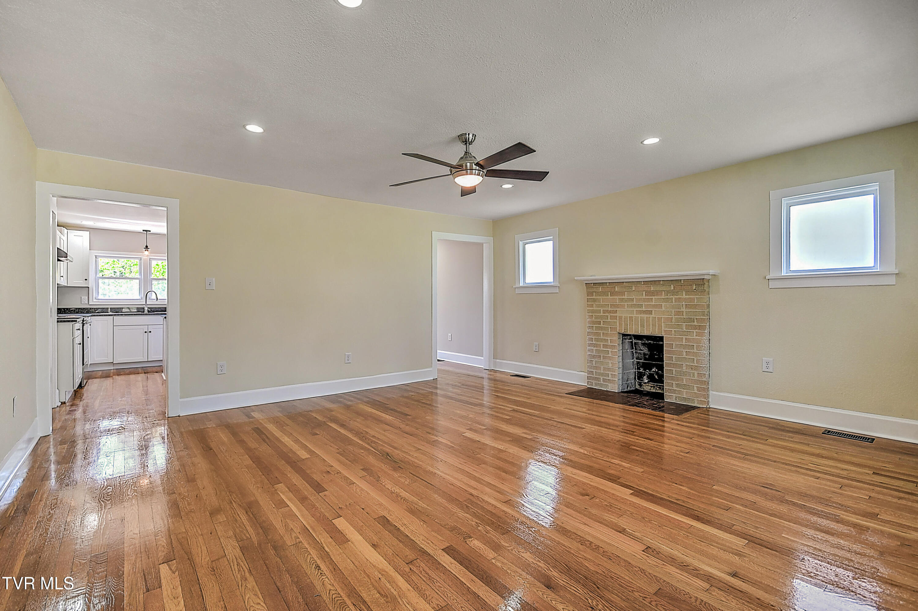 350 Texas Avenue, Bristol, Virginia image 5