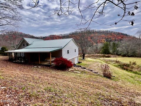 1393 Caney Valley Loop Surgoinsville TN 37873